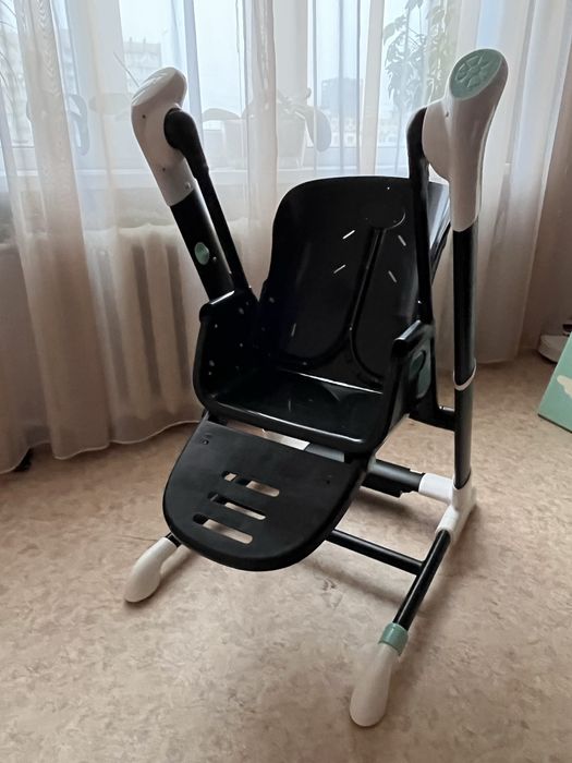 Стілець-гойдалка CARRELLO Cascata