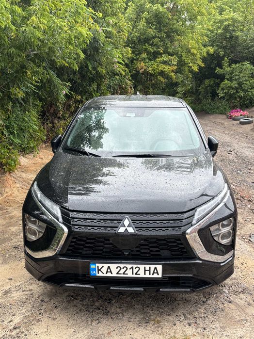 Mitsubishi Eclipse Cross 2023 SEL 1.5 (бензин) США