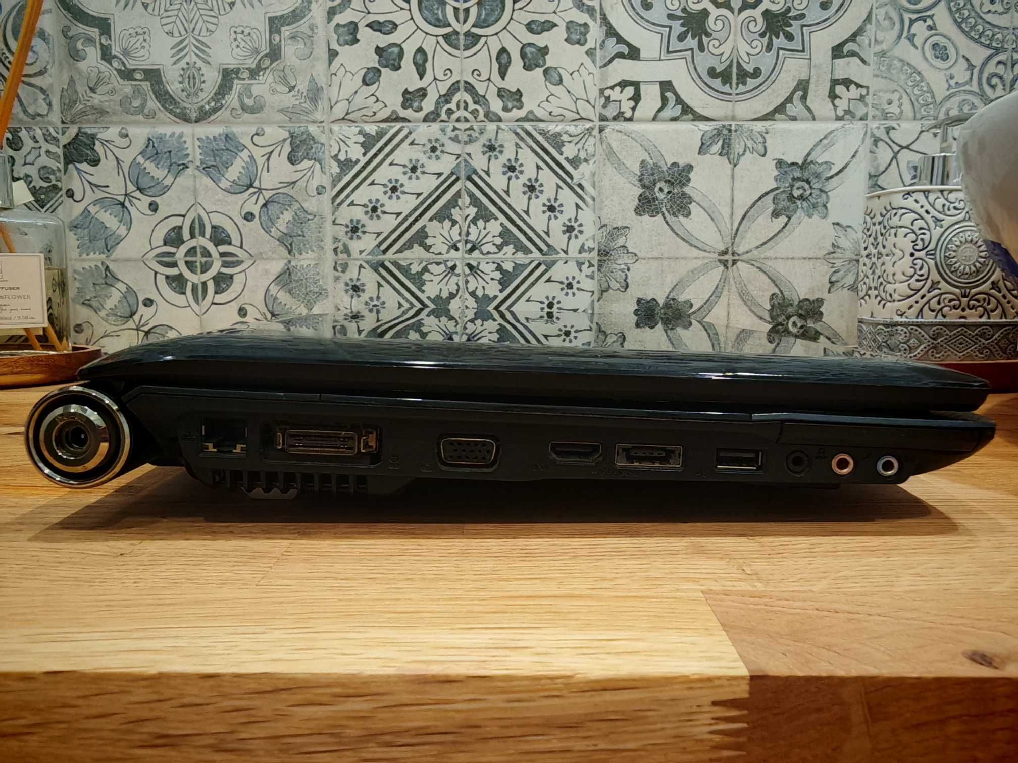 Laptop Acer Aspier Model ZK3 6530G series 704G32Mn 16" CD