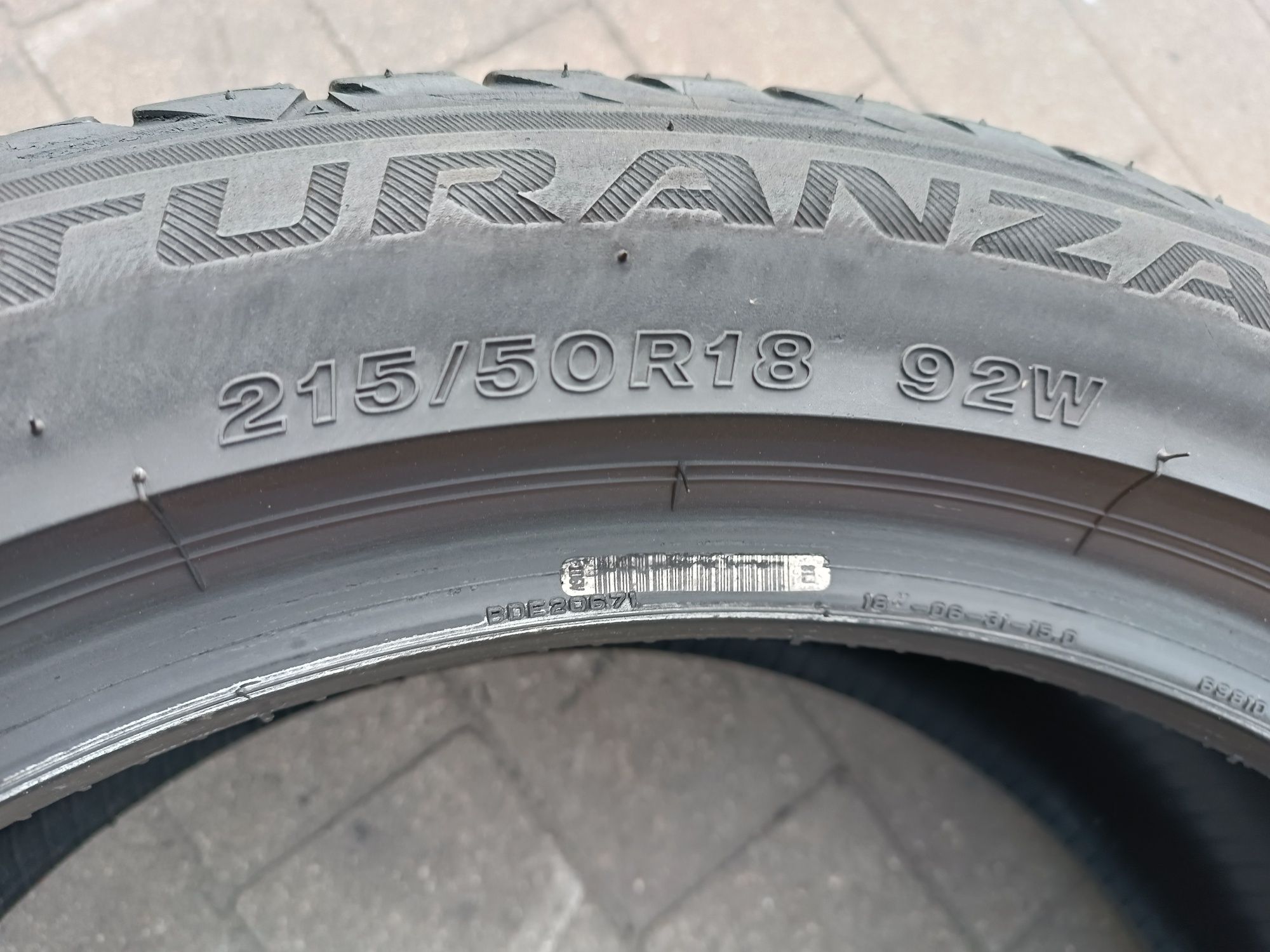 215/50R18 Bridgestone Turanza T001  92 W