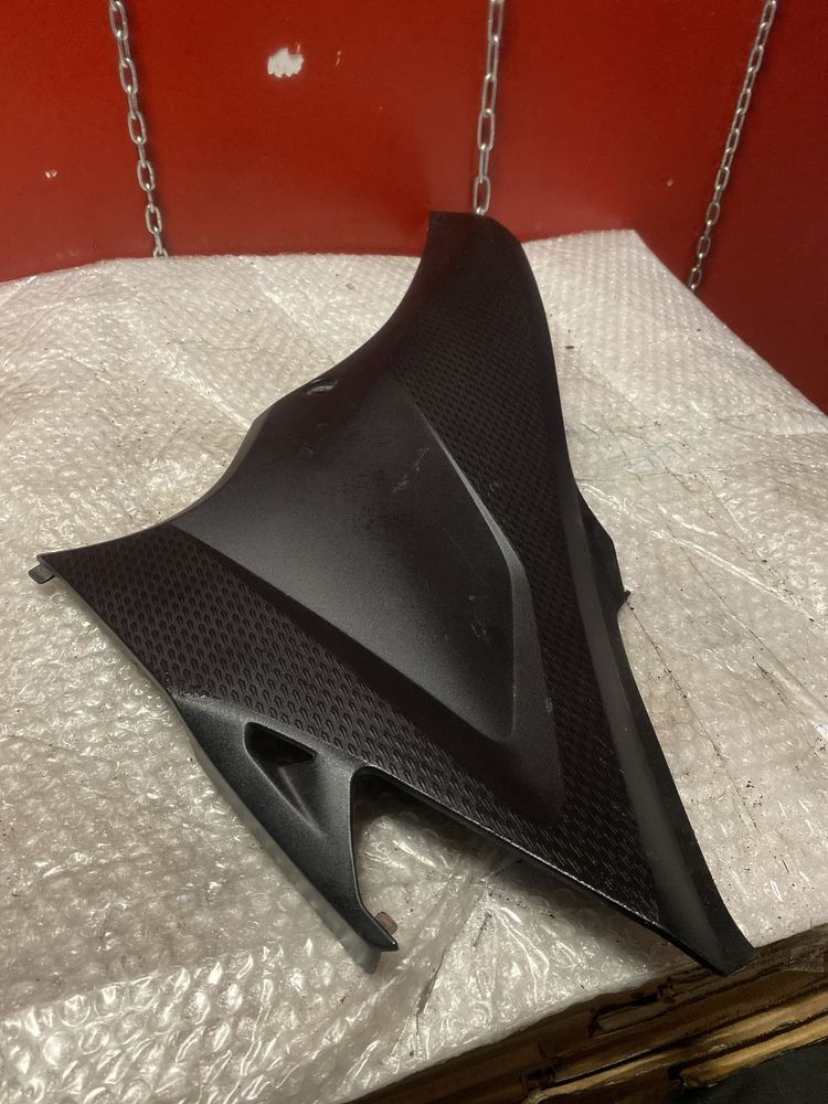 Honda CBR 500 R osłona owiewka wypełnienie C148