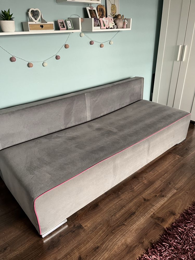 Sofa dla dziewczynki