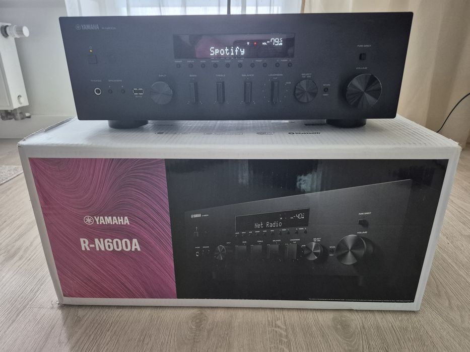 Amplituner Yamaha R-N600A