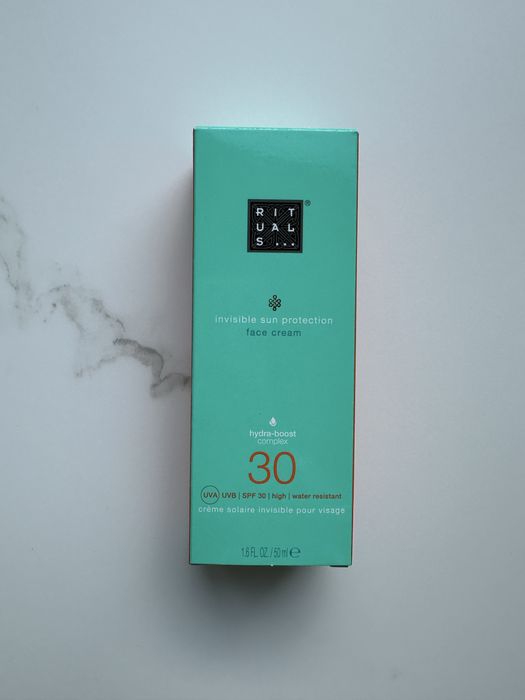 Krem do twarzy Ritual of Karma z ochroną przeciwsłoneczną SPF 30
