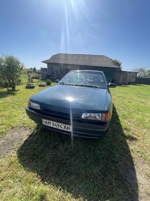 Mazda 323 bg.