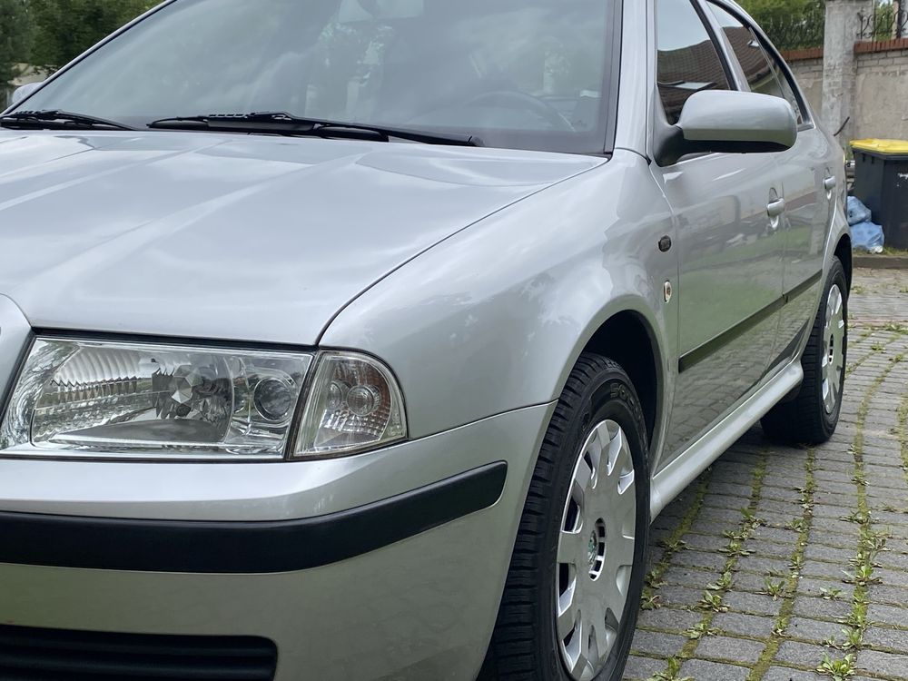 Skoda Octavia z Niemiec 1,6 mpi top stan