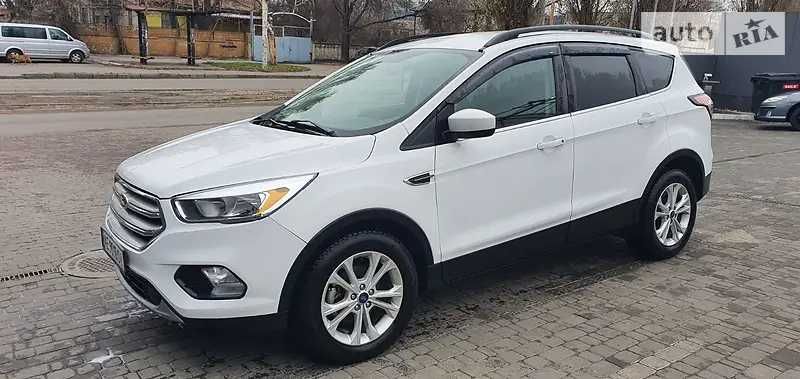 Ford Escape 2018 12400$