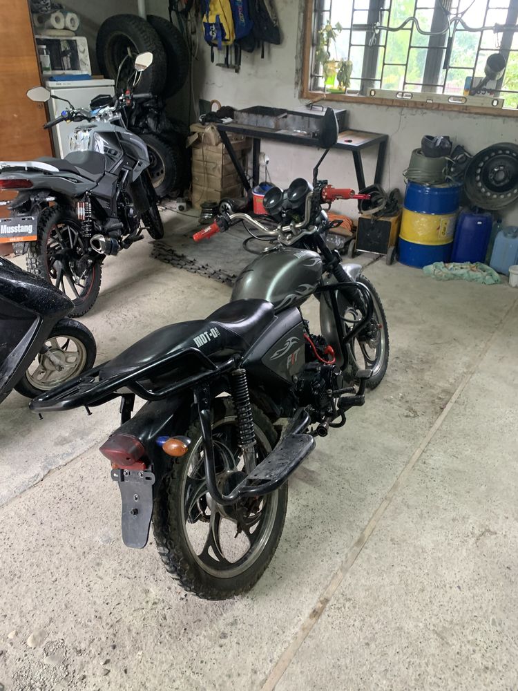 продам мустанг фіт 125