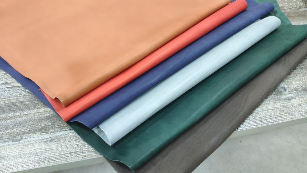 Натуральная кожа Краст, Крейзи, Флотар, Велюр, Подкладка свиная.