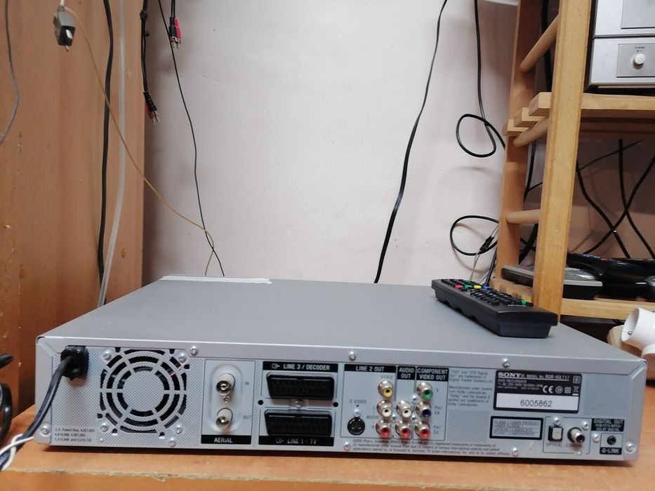 Nagrywarka Sony RDR-HX717 DVD-rw Recorder/HDD 160GB Pilot