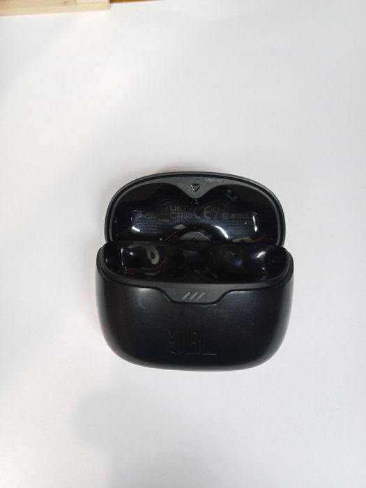 Кейс зарядний , є для T230nc, T235nc, Tune Beam, Tune Flex