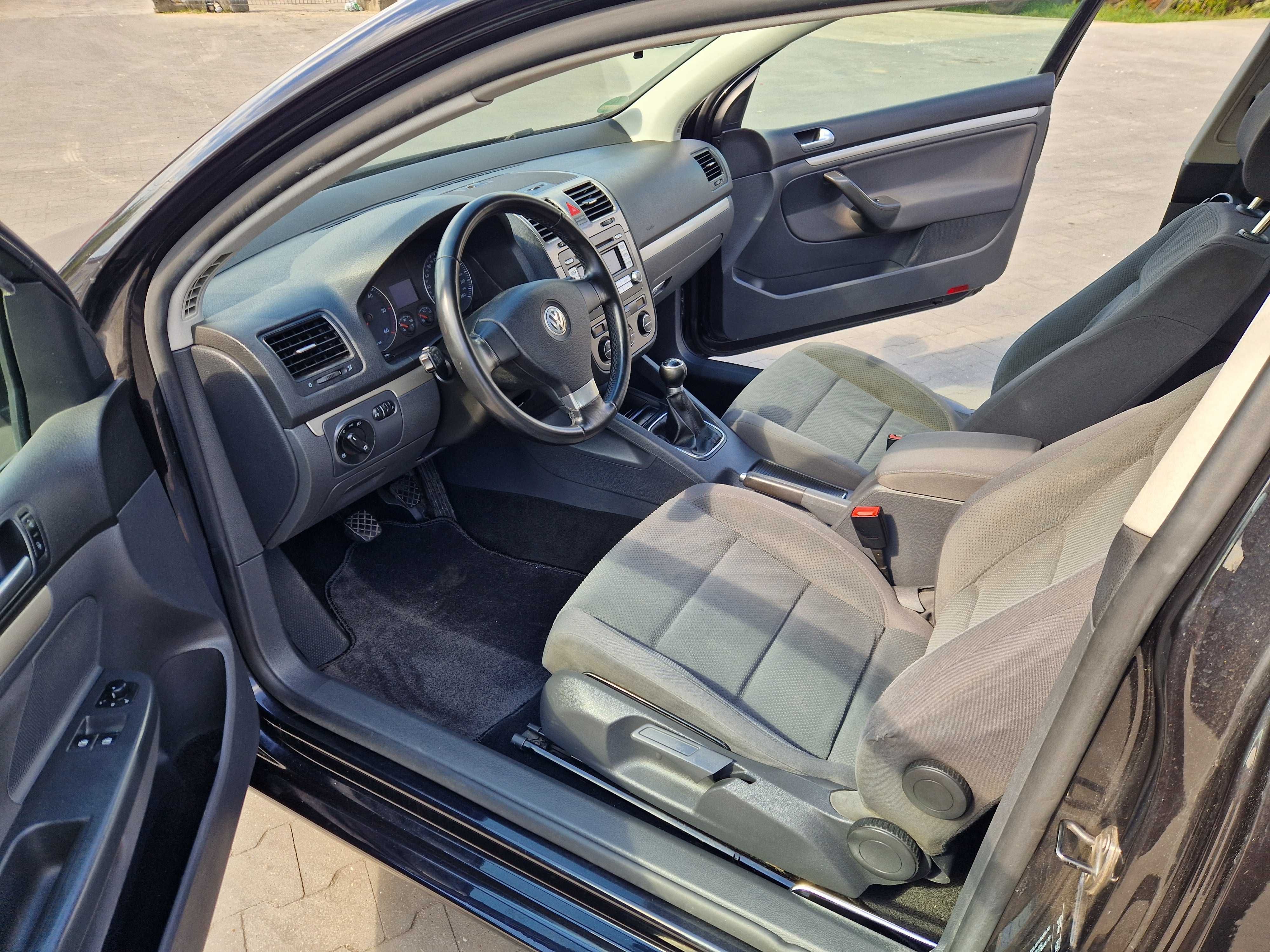 VW Golf 2.0 TDI Klimatronik Elektryka ESP! Opłacony! 6 Biegów!