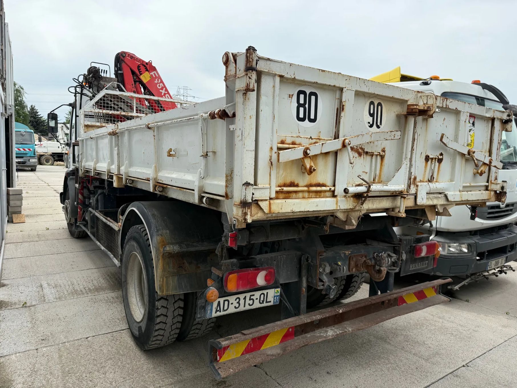Renault Midlum 220 Wywrotka / HDS FASSI F95