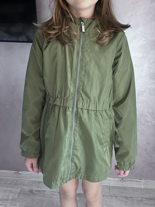 Вітровка для дівчинки нова