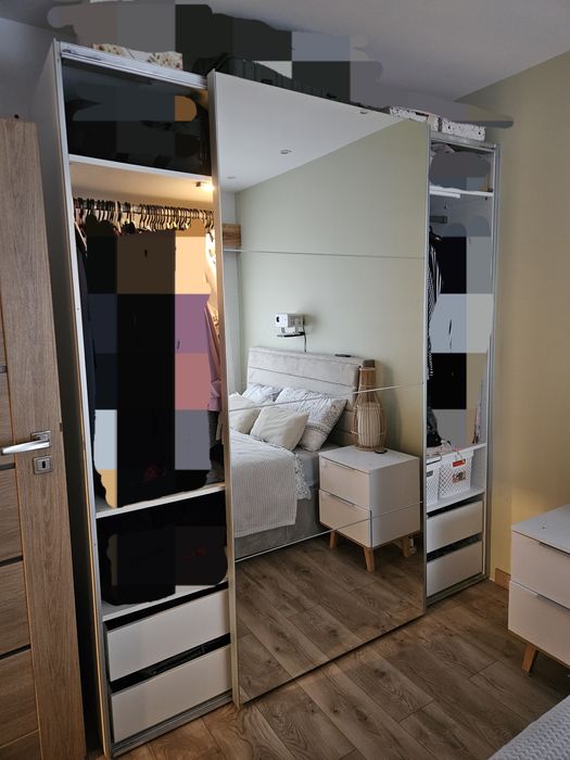 Szafa z lustrem 226 x 200 x 65,5