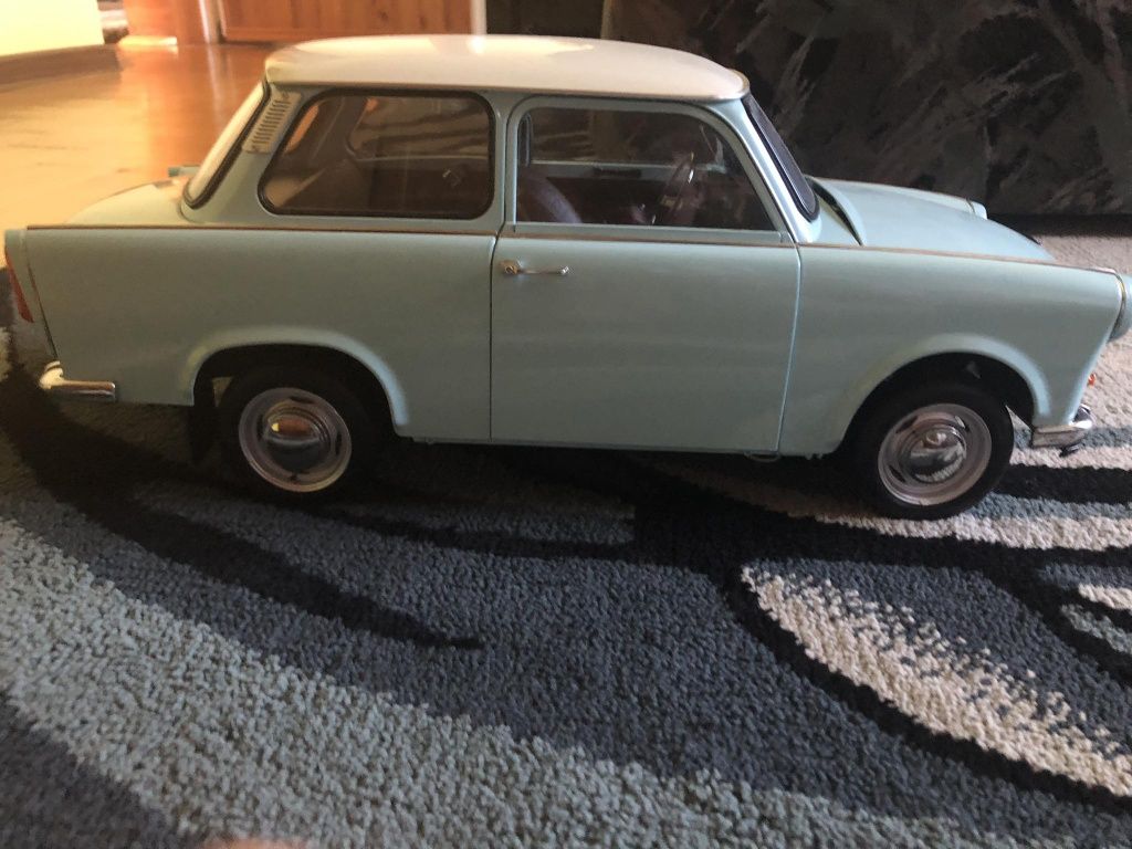 Trabant 601 deluxe