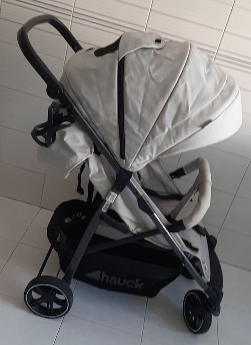 Carrinho Bebé Trio ISOFIX (Ovo + Alcofa + Cadeira Passeio + Extras)