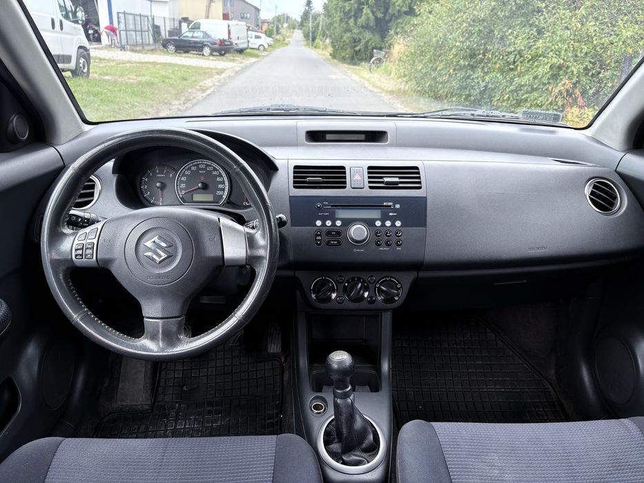 Suzuki Swift_2007r_Klimatyzacja_1.3 benzyna_Nowy przeglad