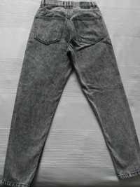Spodnie dżinsowe rozm.32, firmy Pull&Bear