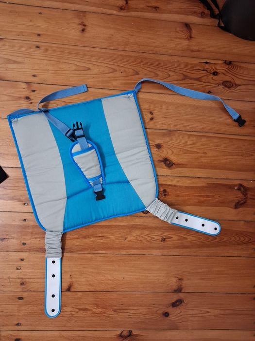 Ubrania ciążowe, wkładki laktacyjne, adapter do pasów do auta