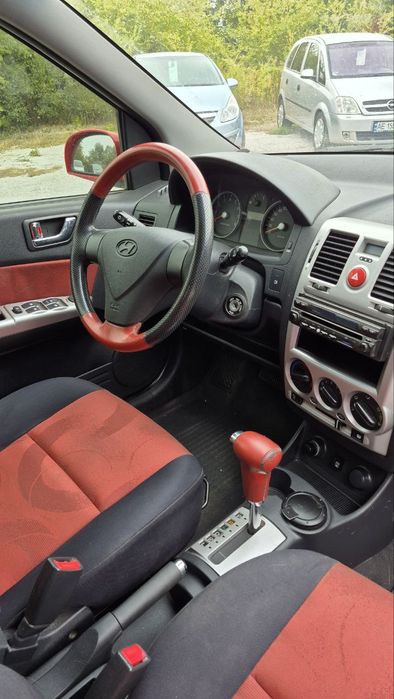 Hyundai Gets 
2006год
179пробег
1.4 автомат 
Кондиционер, Электростекл