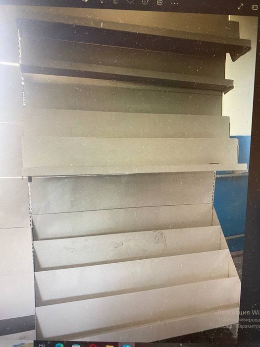 Прилавки, вітрини в магазин бу