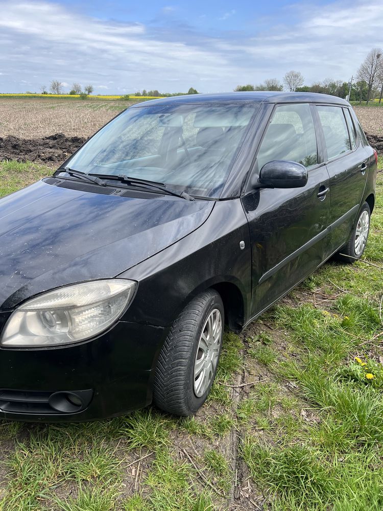 Розбираю skoda fabia 2 1.2 бензин  1.4 дизель