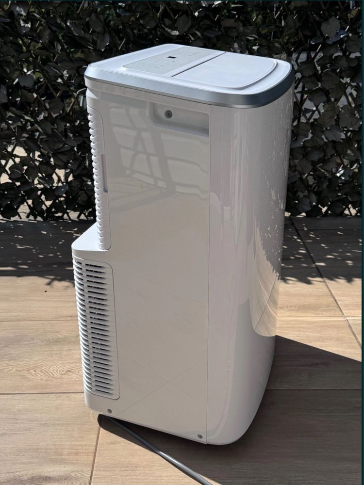 Мобільний кондиціонер зі фреоном ELECTROLUX EXP34U339HW