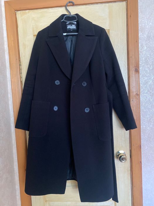 Пальто жіноче класичне