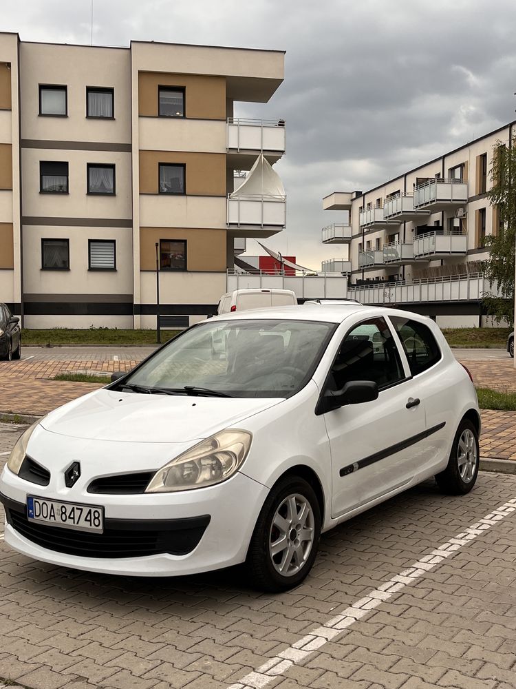 Renault Clio III 1.5 DCI, 2007 rocznik, alu felgi, 4 glośniki
