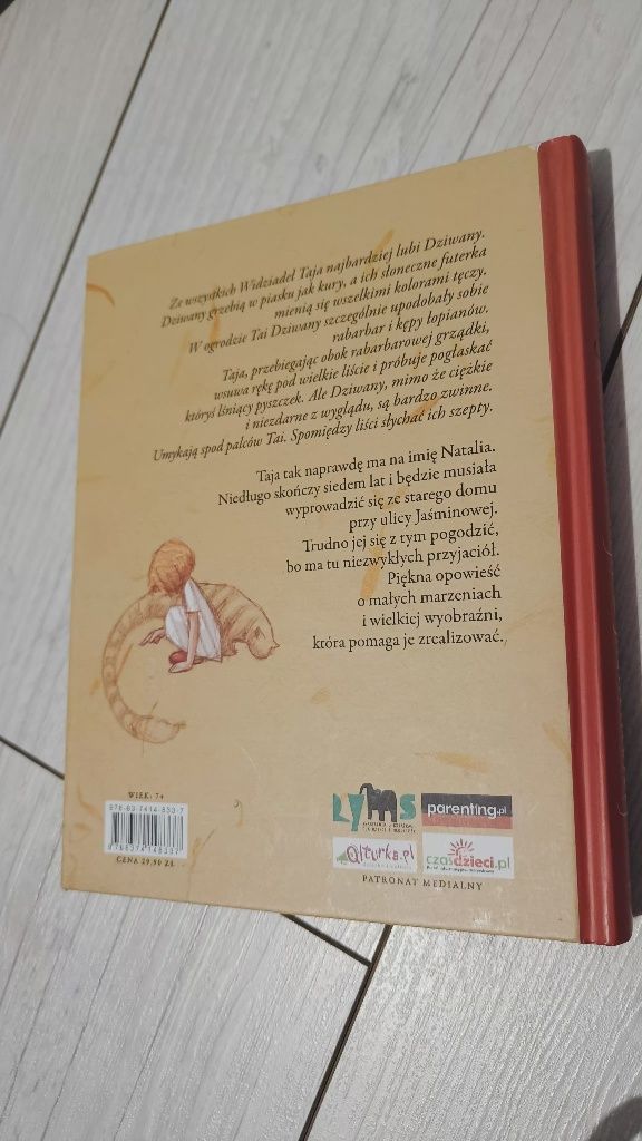 Książka Taja z Jaśminowej Adriana Szymańska