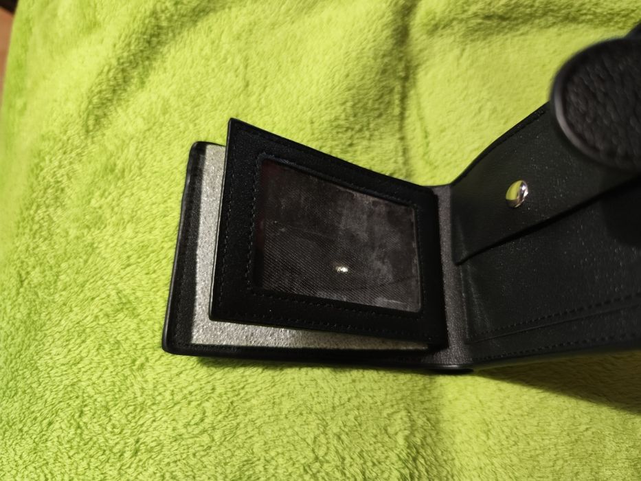 Carteira preta de homem