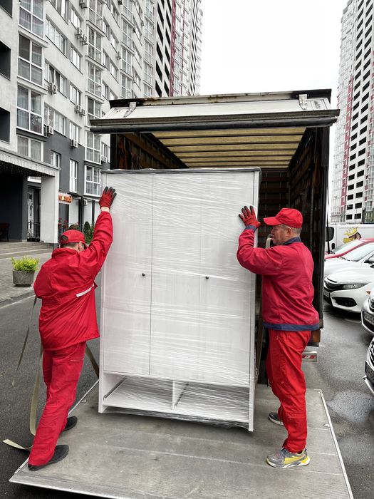 Вантажні перевезення, доставка вантажів вантажне таксі Гідроборт Рокла