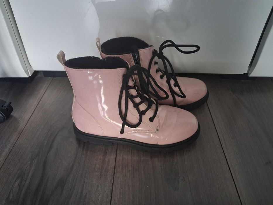 Buty dziewczęce różowe