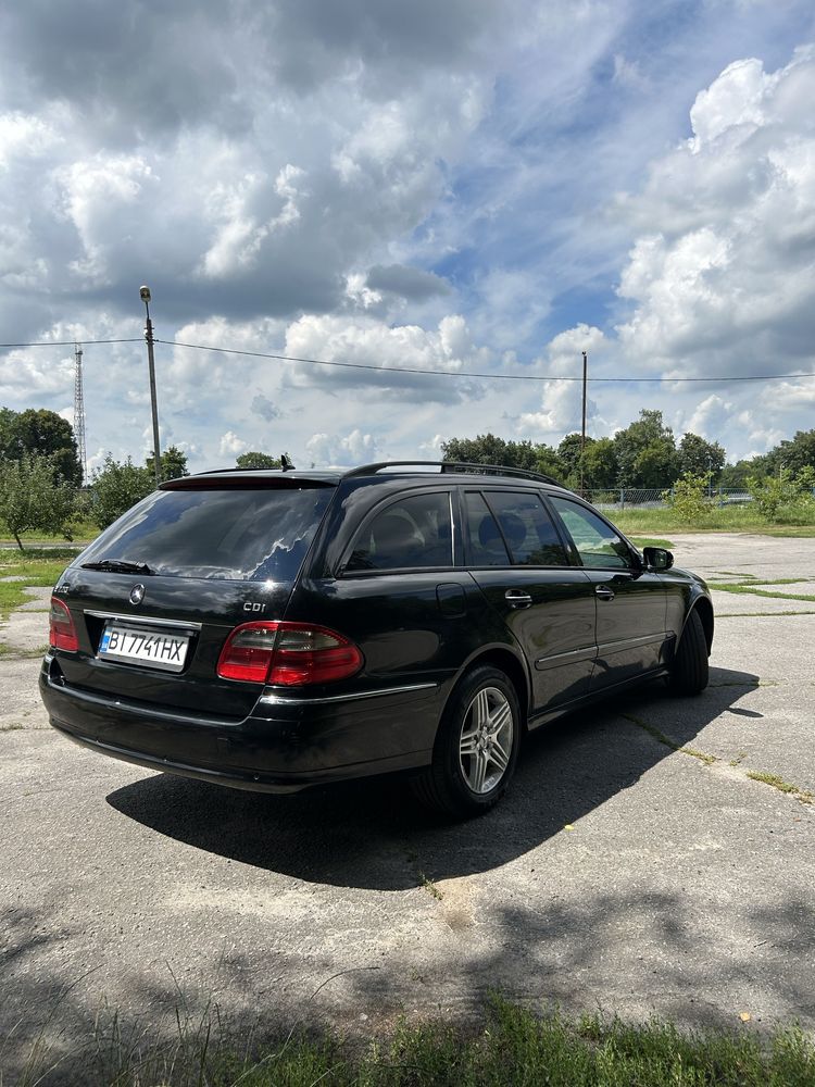 Mercedes-Benz 211 2.2 CDI