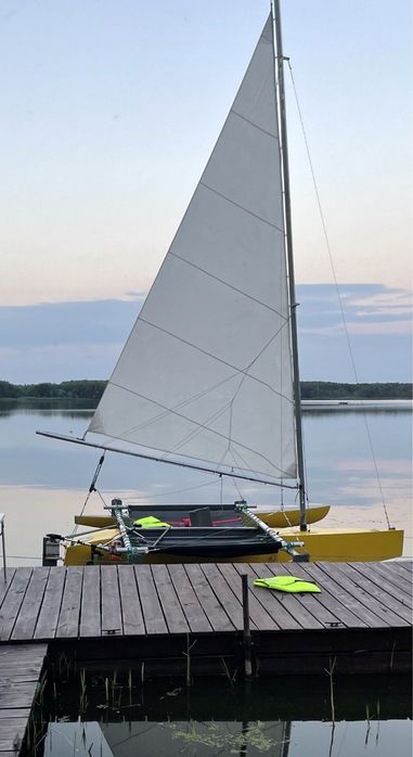 Łódka, trimaran, katamaran, żaglówka