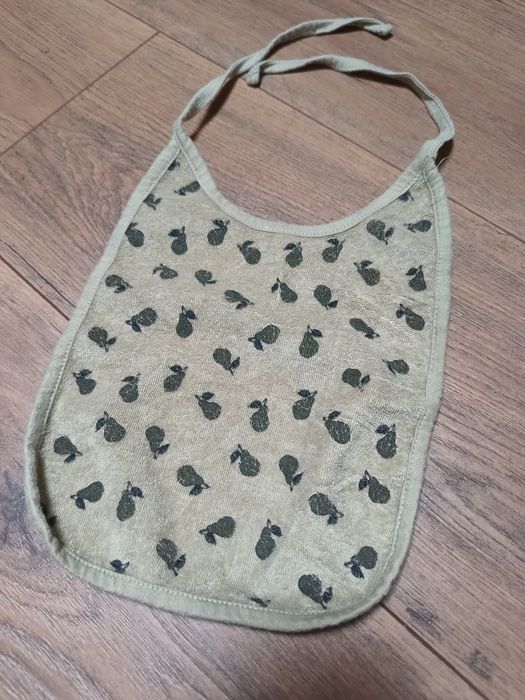 Ozdobny śliniaczek dla chłopca lub dziewczynki