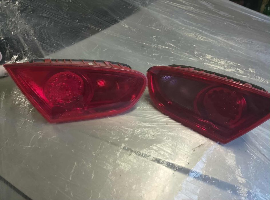 Lampy tył Leon 2 lift