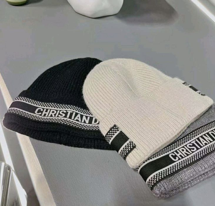 DIOR Elegancka damska czapka ostatnie sztuki polecam