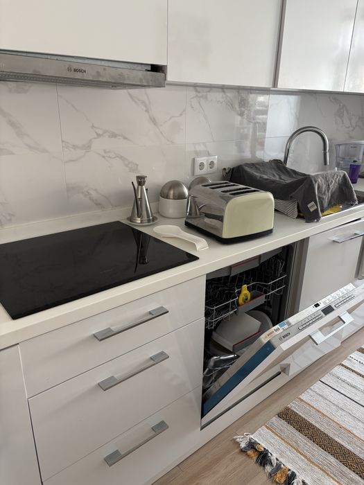 Arrenda-se T1+1 mobilado e equipado