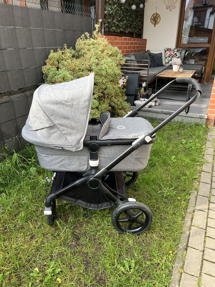 Bugaboo Fox model 3 z 2022 roku wozek 2 w 1