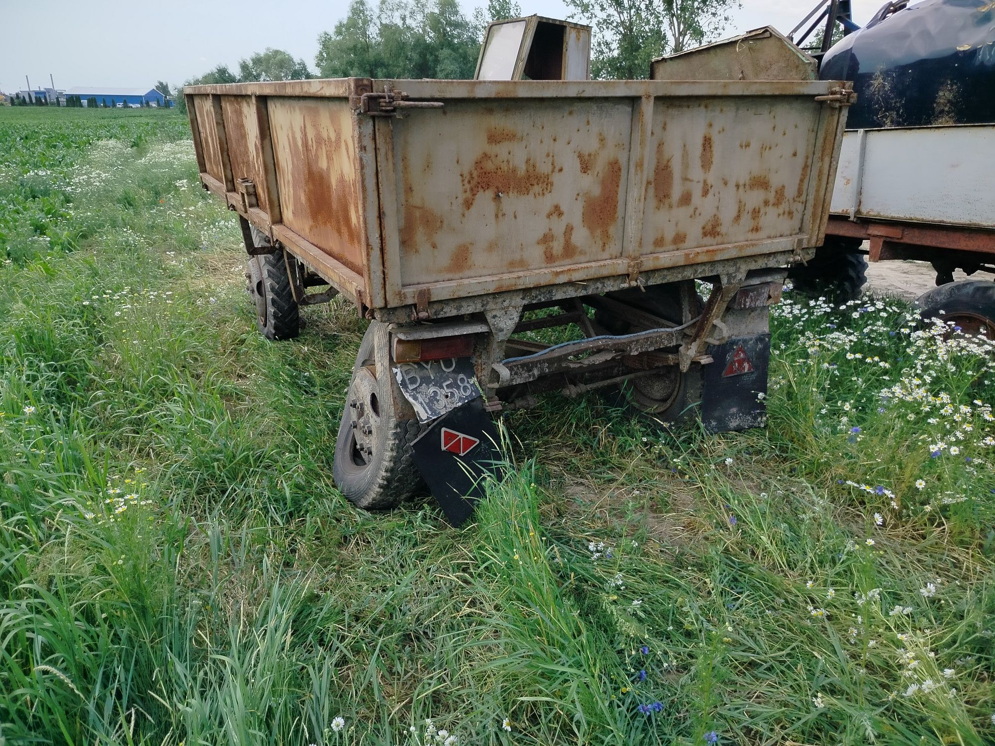 Sprzedam przyczepę sztywną na części