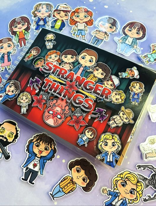 Дивні дива інтерактивна книга на липучках stranger things персонажі