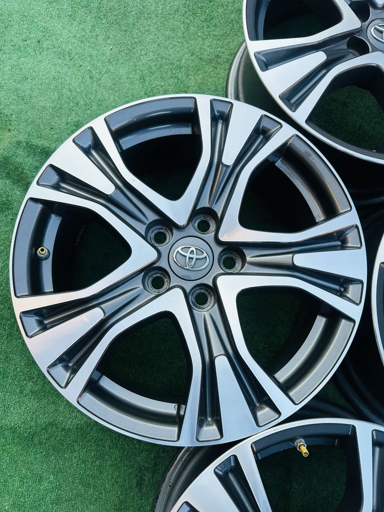 Диски 5/114.3 R17 Toyota 7J ET-39 з датчиками тиску