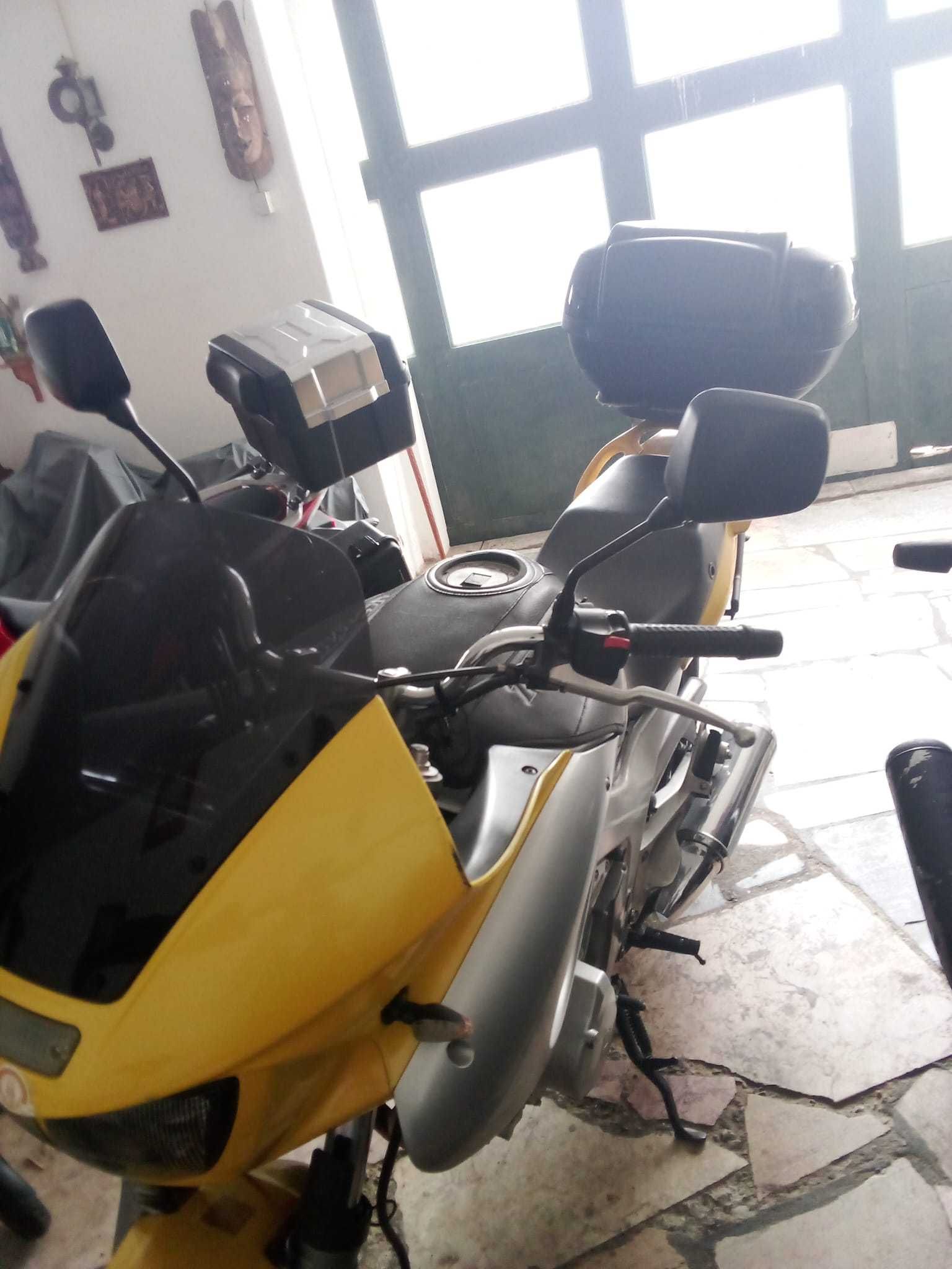 Mota Yamaha TDM 850 (4TX)