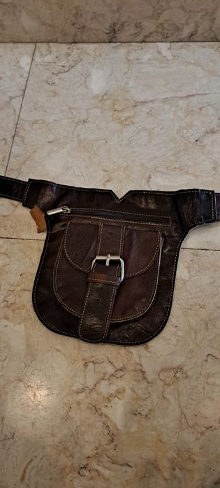 Bolsa de cintura em pele genuin9a