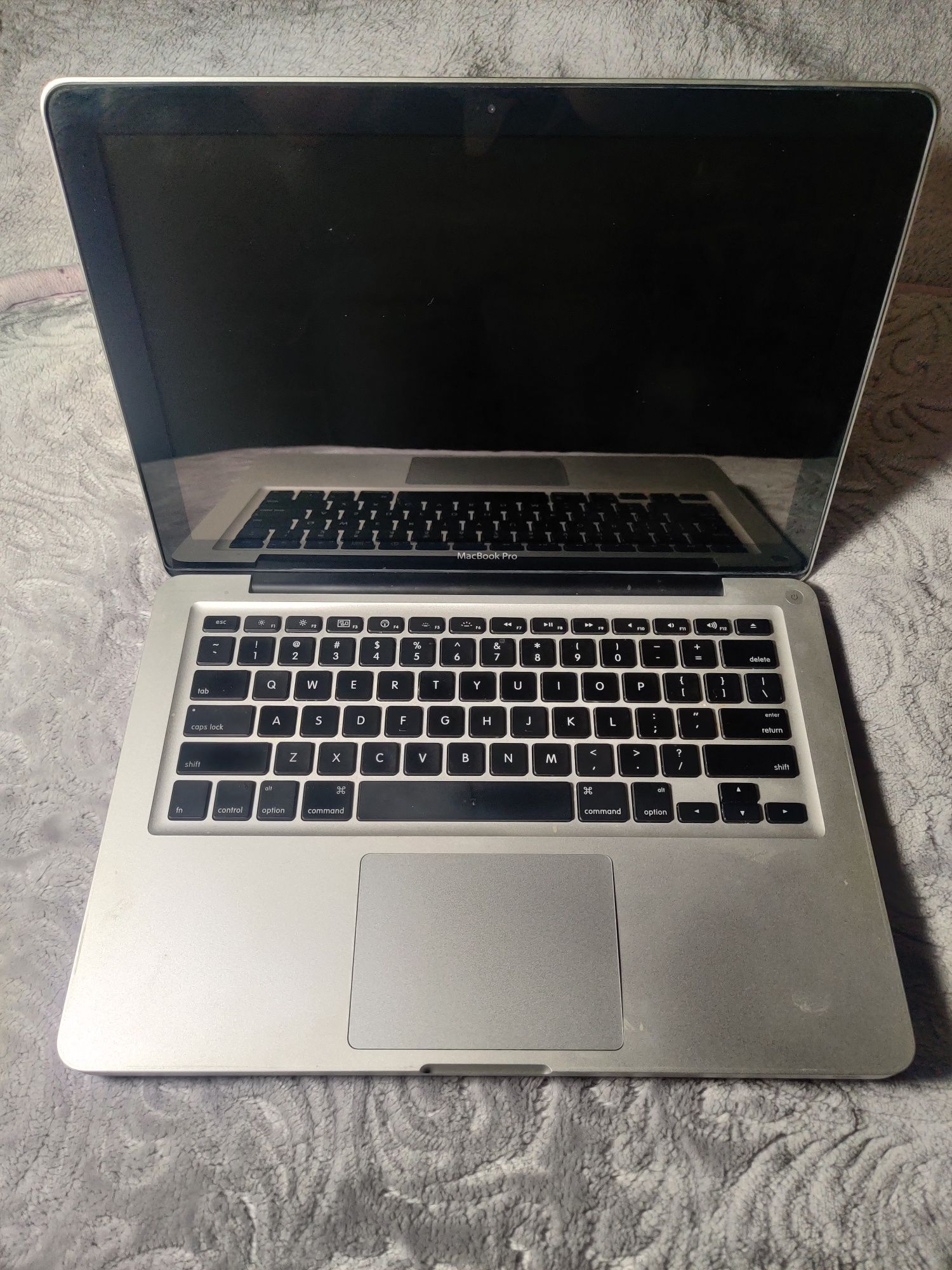 MacBook pro 2010 (A1278) под восстановление или на запчасти