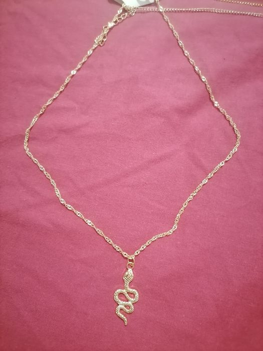 Colares de fantasia novos