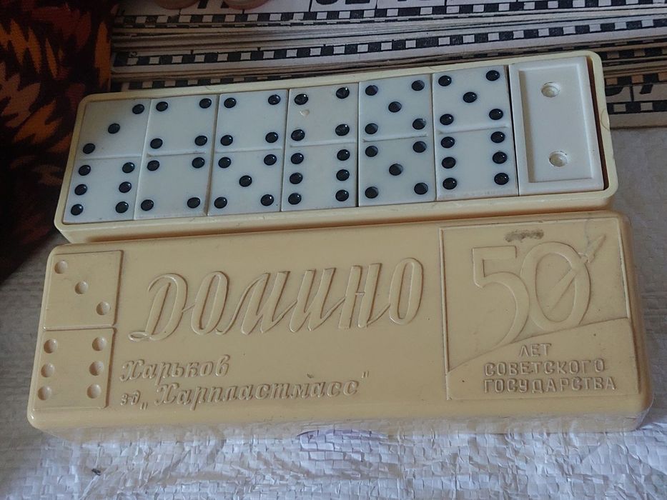 Школьнику в часы досуга.