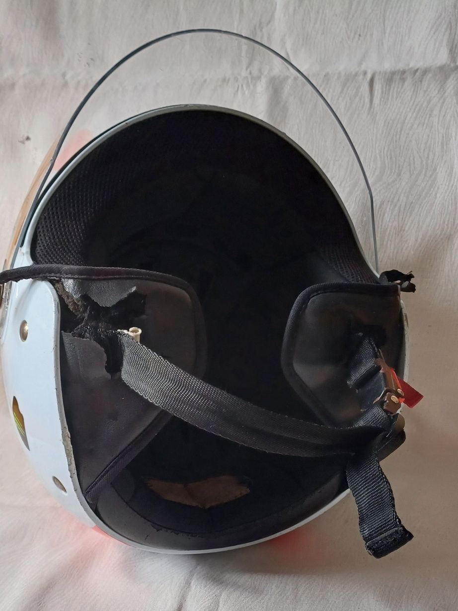 Capacete de mota